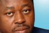 Togo: Faure Gnassingbé a passé le reste de sa journée, accroché à son téléphone de marque Vertu (210 240 000 FCFA), pour faire le tour des réseaux sociaux WhatsApp, Youtube  et Twitter depuis le Palais [Exclusif]