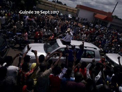 Politique en Guinée : Le Chef de fil de l’opposition guinéenne s’est réjoui de la marche de ce mercredi  20 Septembre à Conakry. L’opposition Guinéenne a marché ce mercredi à Conakry pour dénoncer la mauvaise gouvernance et le non-respect des accords