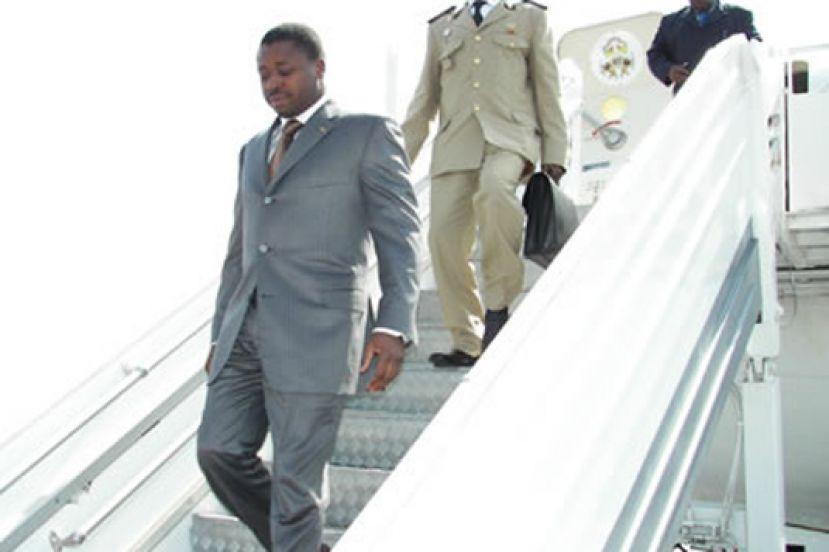 Crise au Togo: Le retour &agrave; la Constitution de 1992 dans sa forme originelle ou le d&eacute;part de Faure Gnassingb&eacute; pure et simple