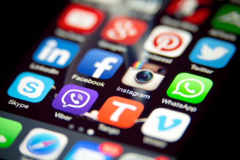 Le gouvernement va taxer les utilisateurs de WhatsApp, Facebook, Twitter, Skype et Viber