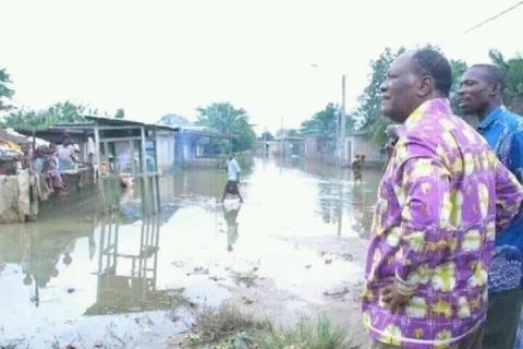 CIV: Pluies diluviennes du 11 mai : Le Gouvernement annonce 2 morts et une trentaine de véhicules immergés à Abidjan