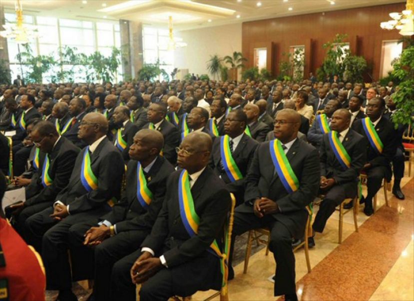 Gabon: les &quot;députés&quot; de la honte, de l&#039;argent facile... Des traîtres, des irresponsables qui rendront compte dans très bientôt...