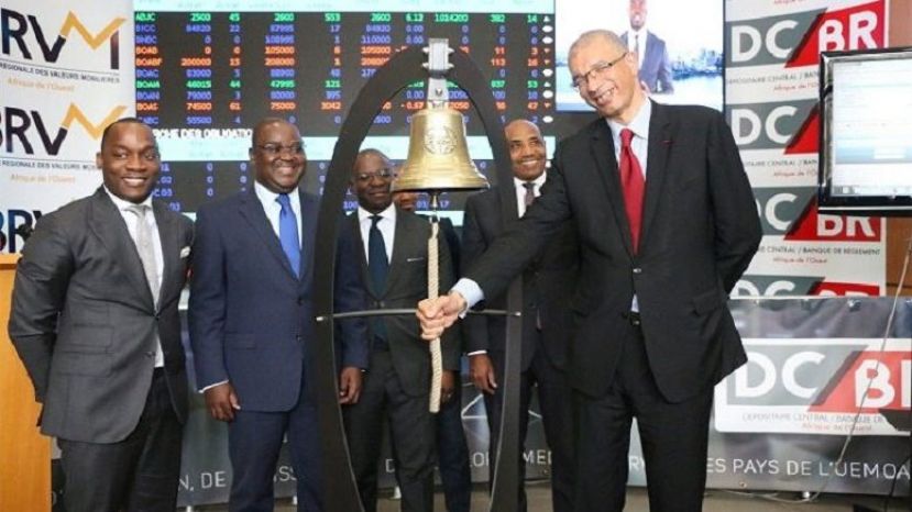 BRVM : L’ancien Premier Ministre du Bénin, Monsieur Lionel ZINSOU a rendu une visite au siège de la Bourse