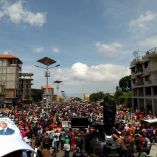 Guinée: L’opposition guinéenne a rempli les deux grandes routes de Conakry